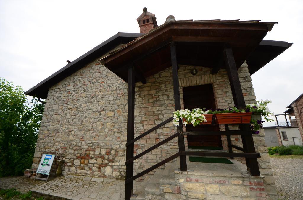 Villa Agriturismo Agronauta à Piozzano Extérieur photo